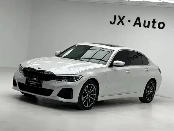 BMW 3 Series 2022