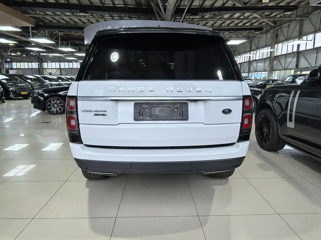 Land Rover Range Rover 2019 — фото 7