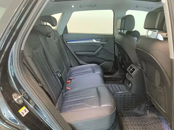 Audi Q5L 2023