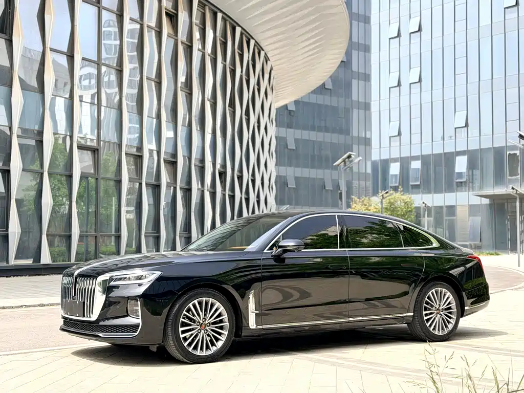Hongqi H9 2021 — фото 1