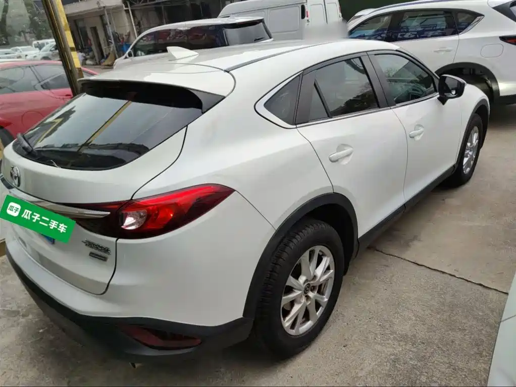 Mazda CX-4 2016 — фото 7