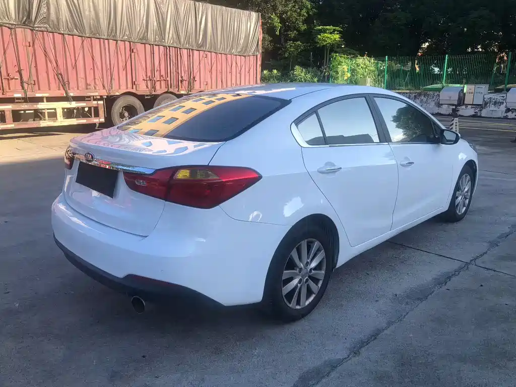 Kia K3 2013