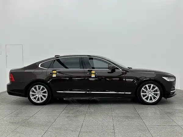 Volvo S90 2020