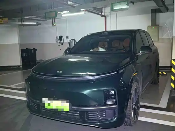 Li Auto L9 2025