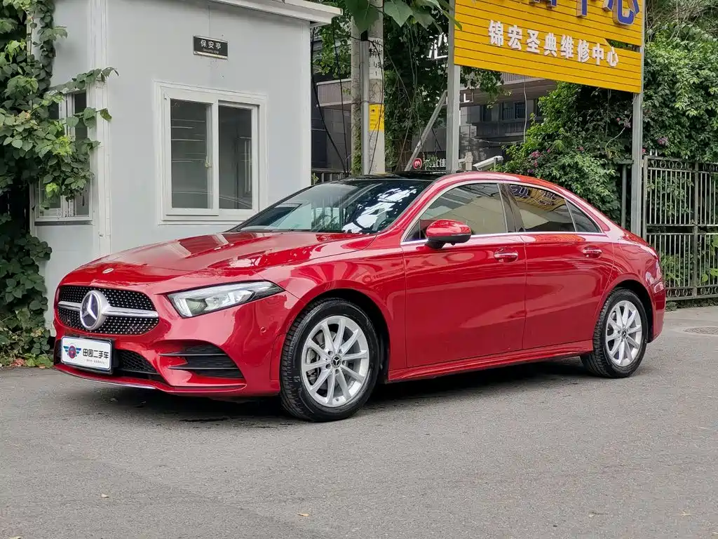 Mercedes-Benz A-Class 2023 — фото 1