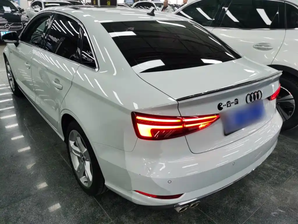 Audi A3 2020 — фото 23