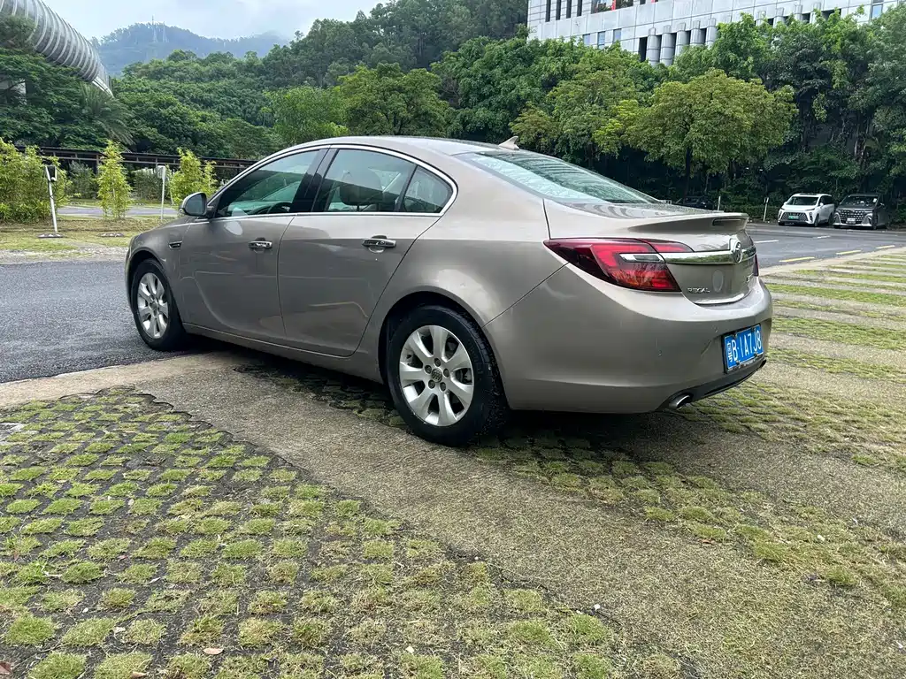 Buick Regal 2014 — фото 12