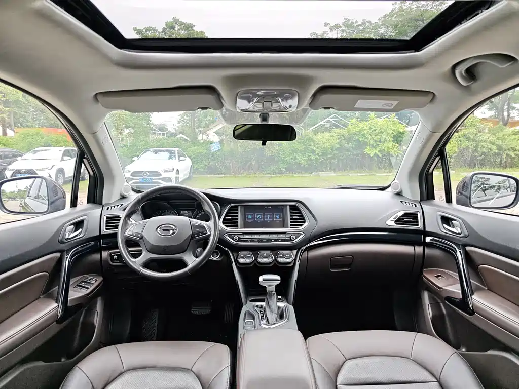 GAC Motor Trumpchi GS4 2016 — фото 5