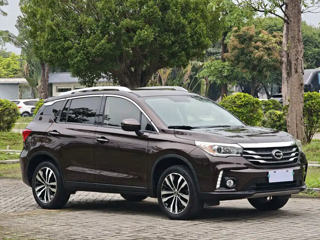 GAC Motor Trumpchi GS4 2016 — фото 3