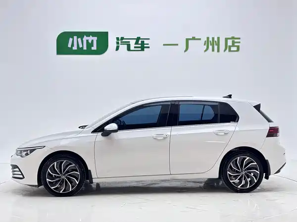 Volkswagen Golf 2023