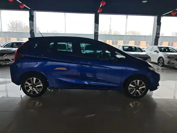 Honda Fit 2016