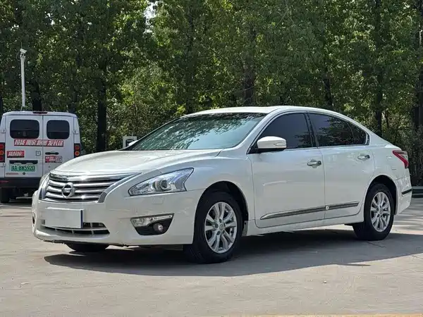 Nissan Teana 2015