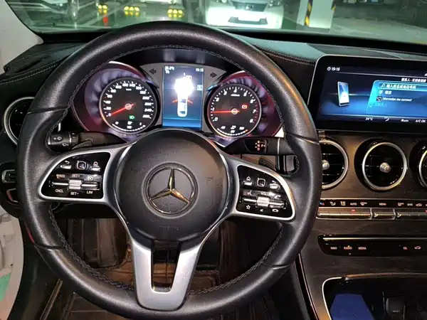 Mercedes-Benz C-Class 2019