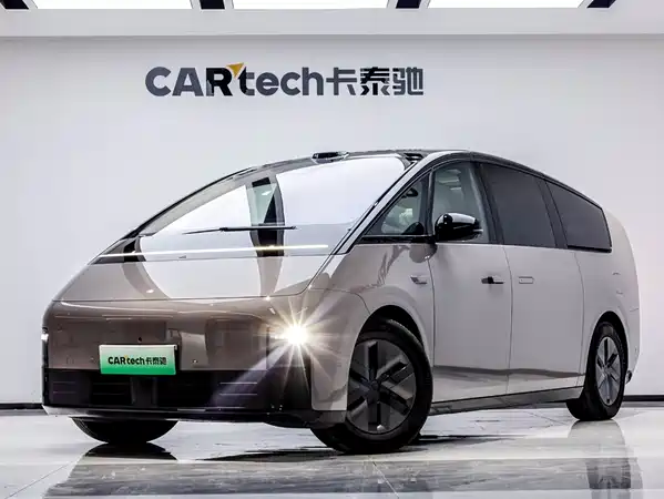 Li Auto MEGA 2025