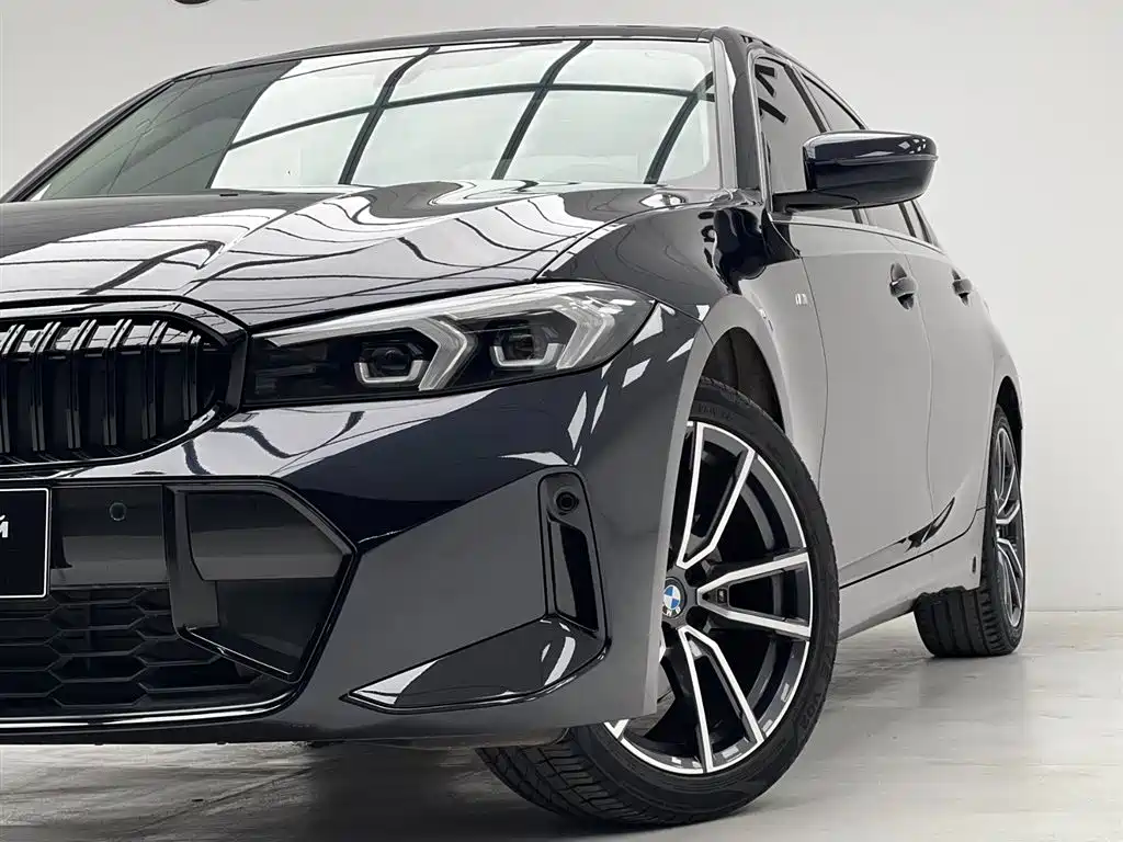 BMW 3 Series 2023