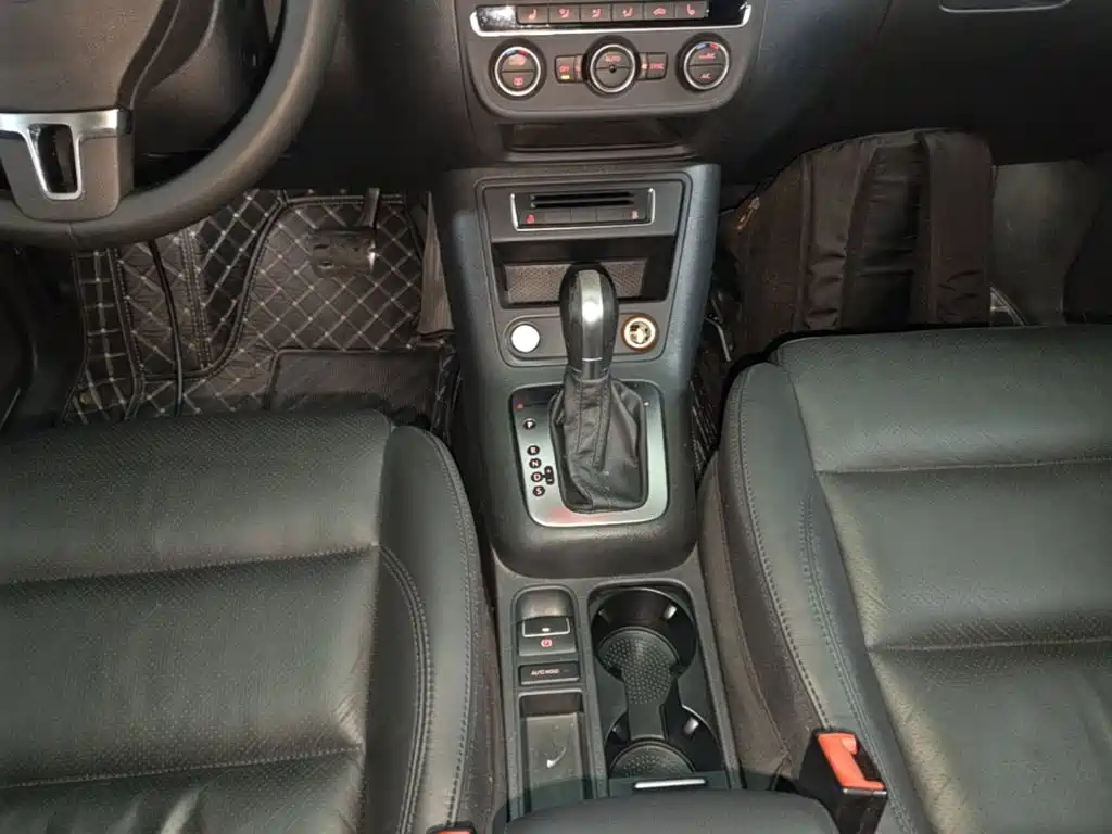 Volkswagen Tiguan 2015 — фото 14