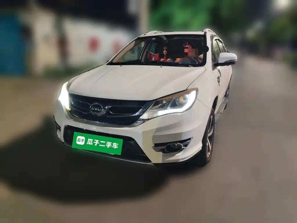 BYD S7 2015