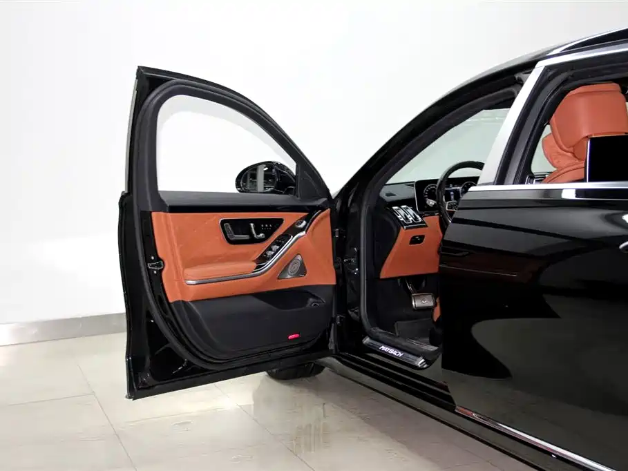 Mercedes-Benz Maybach S-Class 2024