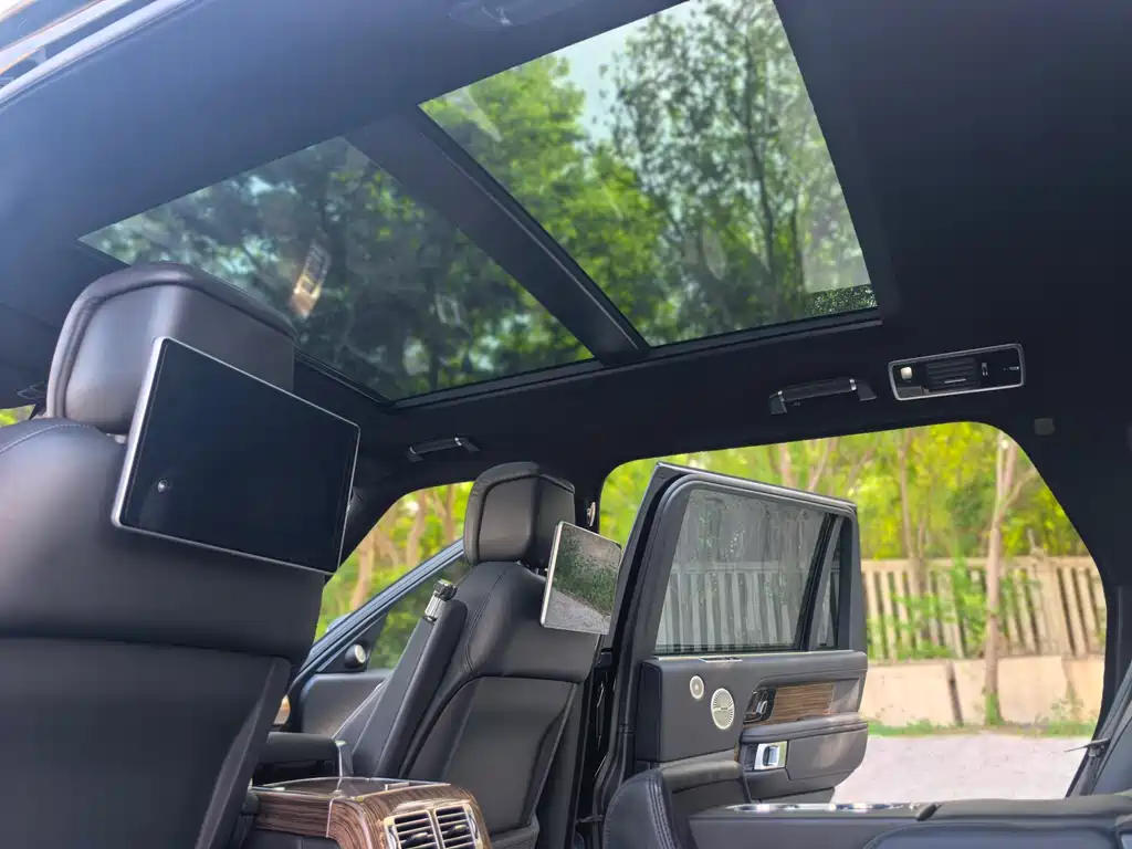 Land Rover Range Rover 2019 — фото 15