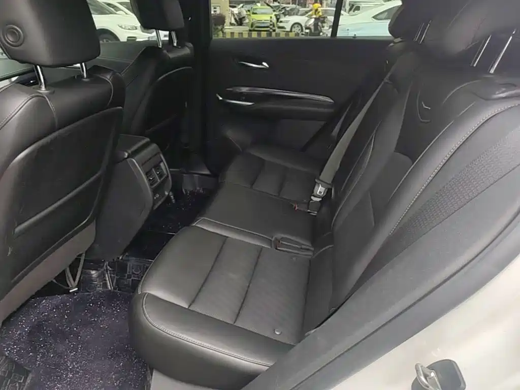 Cadillac XT4 2021 — фото 17