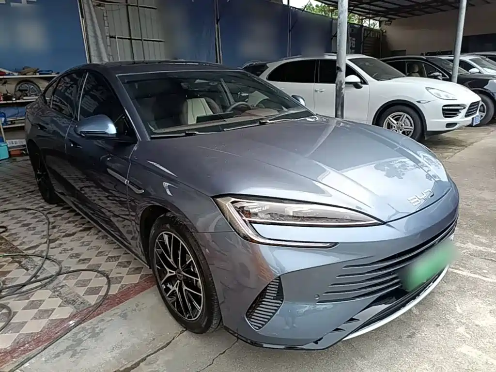 BYD Seal 07 DM-i 2024 — фото 4