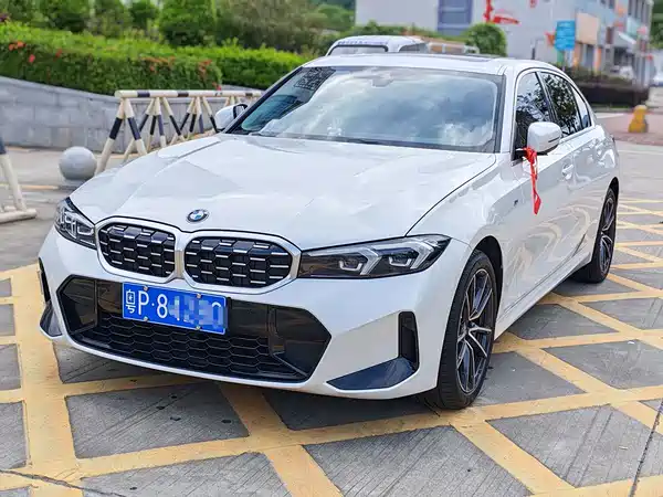 BMW 3 Series 2023