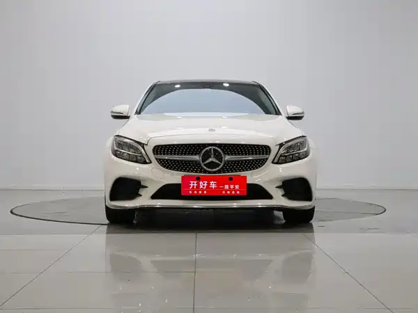 Mercedes-Benz C-Class 2021