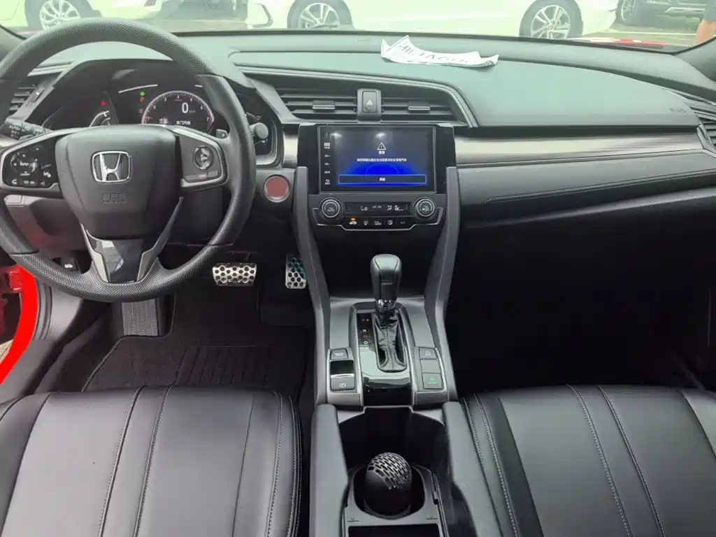 Honda Civic 2020 — фото 10