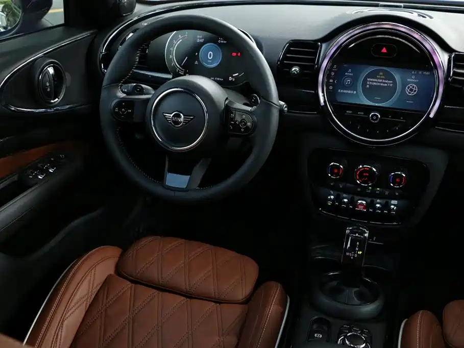 MINI Clubman 2021 — фото 28