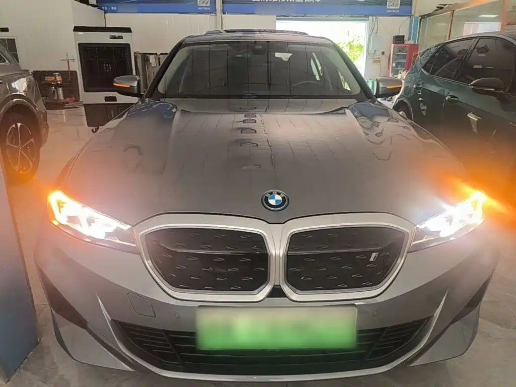 BMW i3 2023