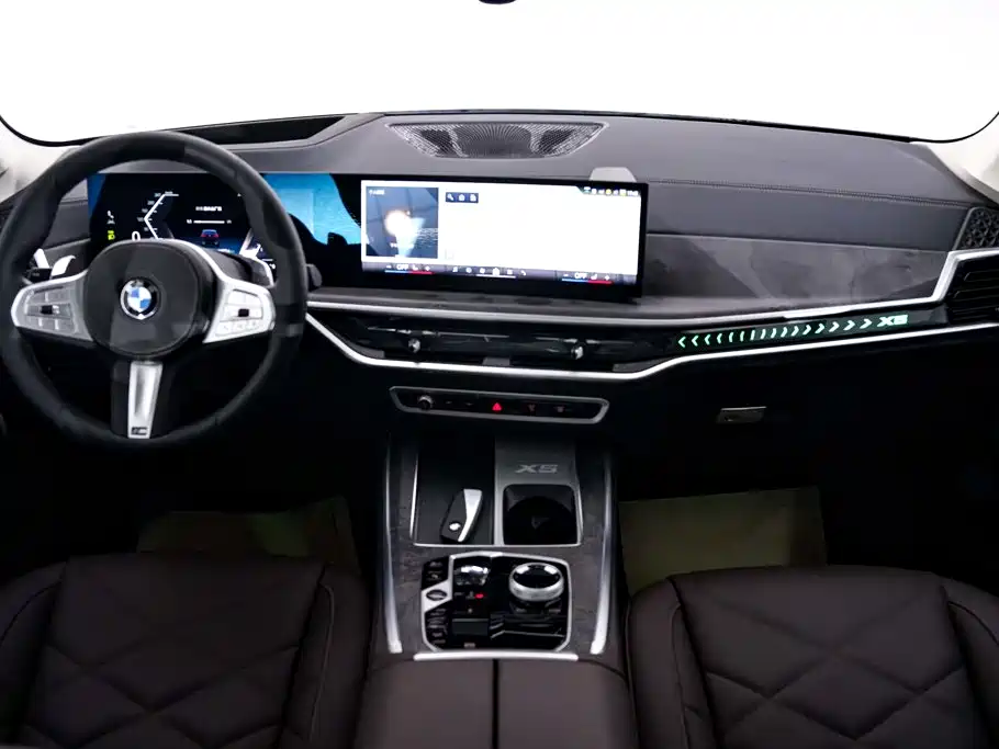 BMW X5 2025 — фото 14
