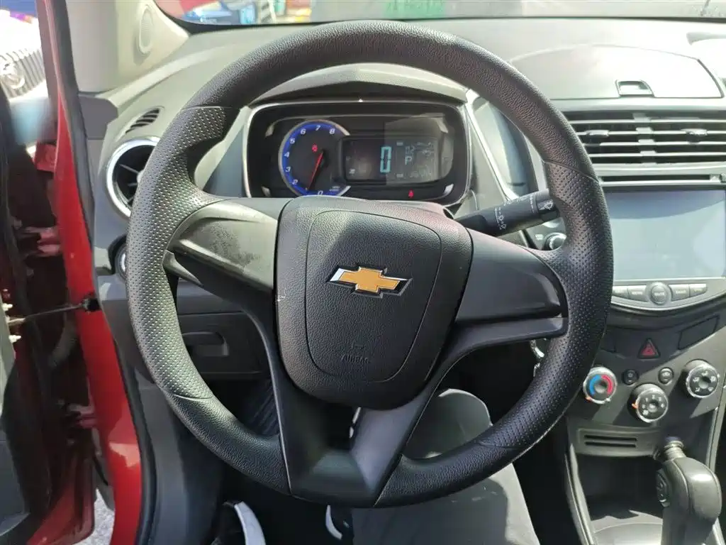 Chevrolet Trax 2014 — фото 7