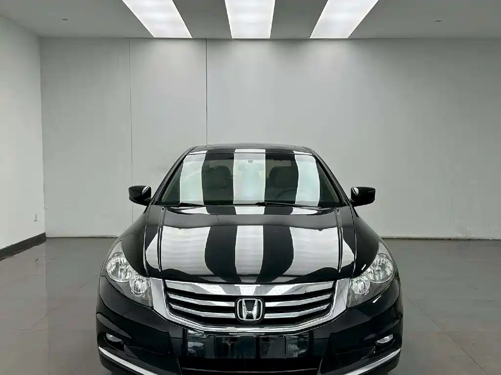 Honda Accord 2013 — фото 2