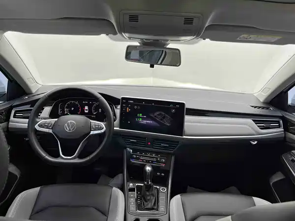 Volkswagen Bora 2023