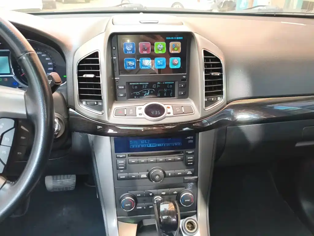 Chevrolet Captiva 2016 — фото 13