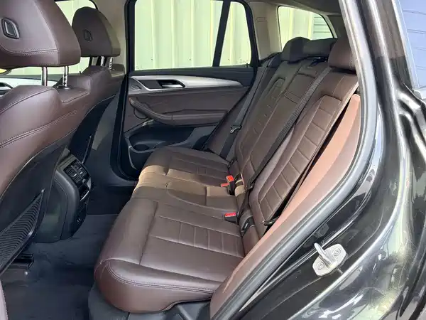 BMW iX3 2021