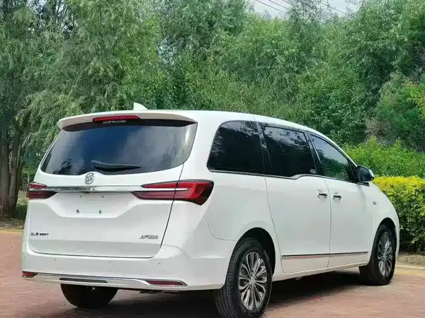 Buick GL8 2021
