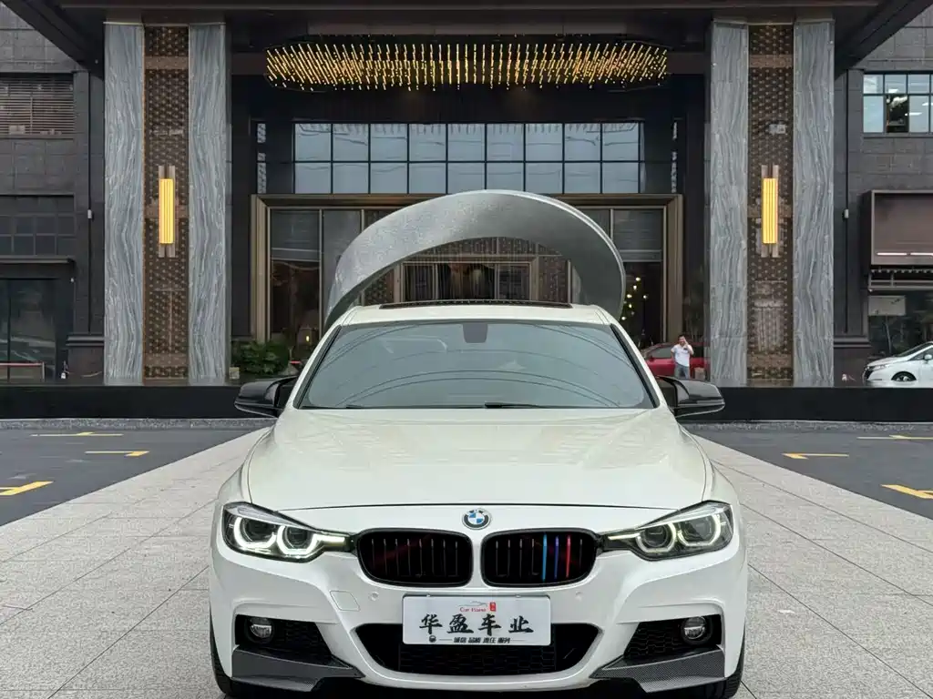 BMW 3 Series 2018 — фото 2
