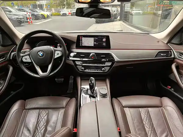 BMW 5 Series 2020