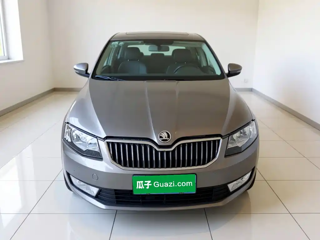 Skoda Octavia 2016 — фото 23