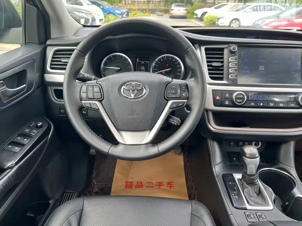 Toyota Highlander 2019 — фото 14