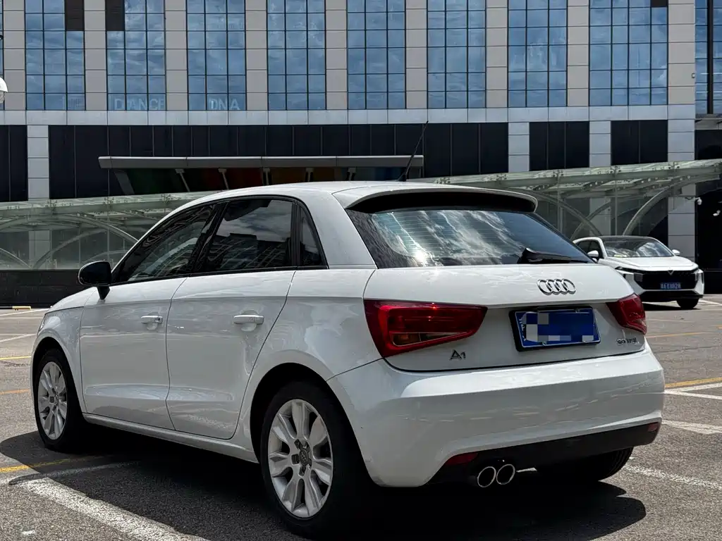 Audi A1 2016