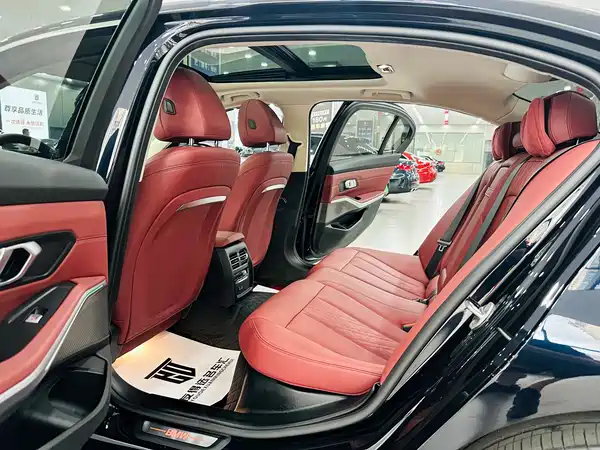 BMW i3 2024