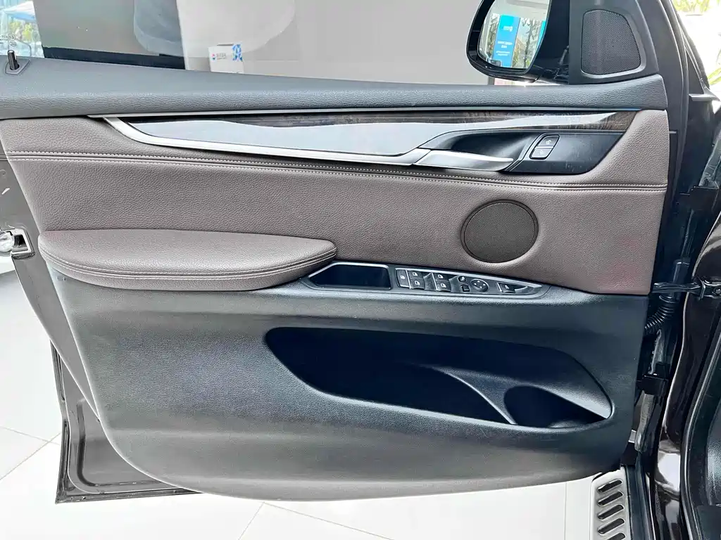 BMW X5 2017 — фото 12