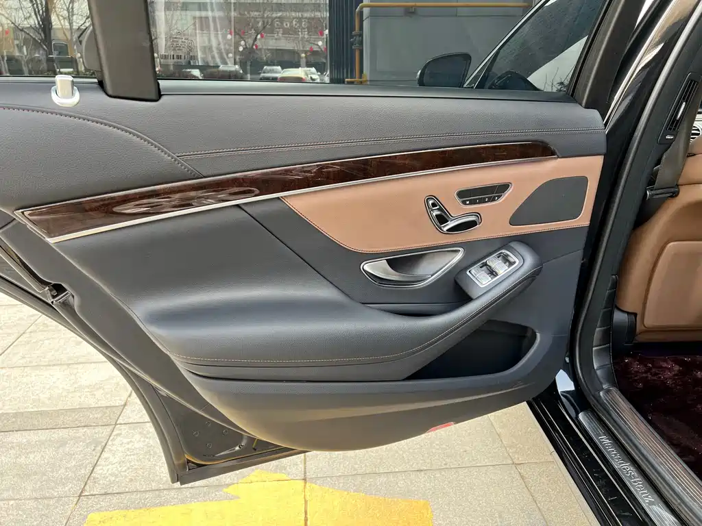 Mercedes-Benz S-Class 2020 — фото 16
