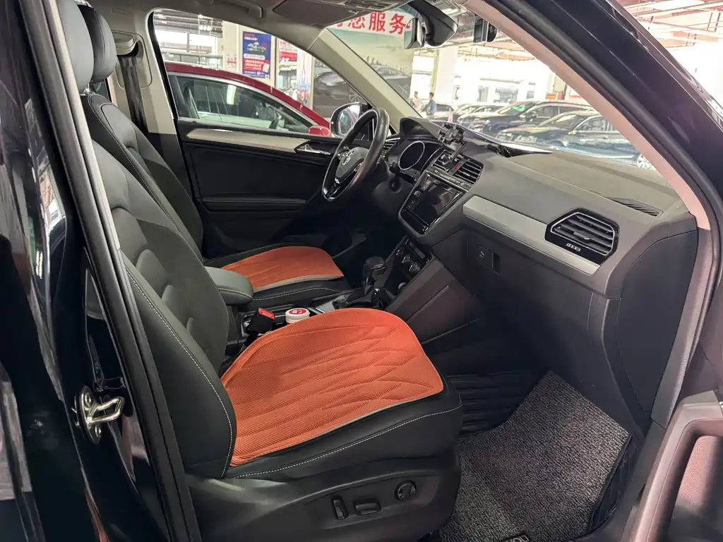 Volkswagen Tiguan L 2019 — фото 14