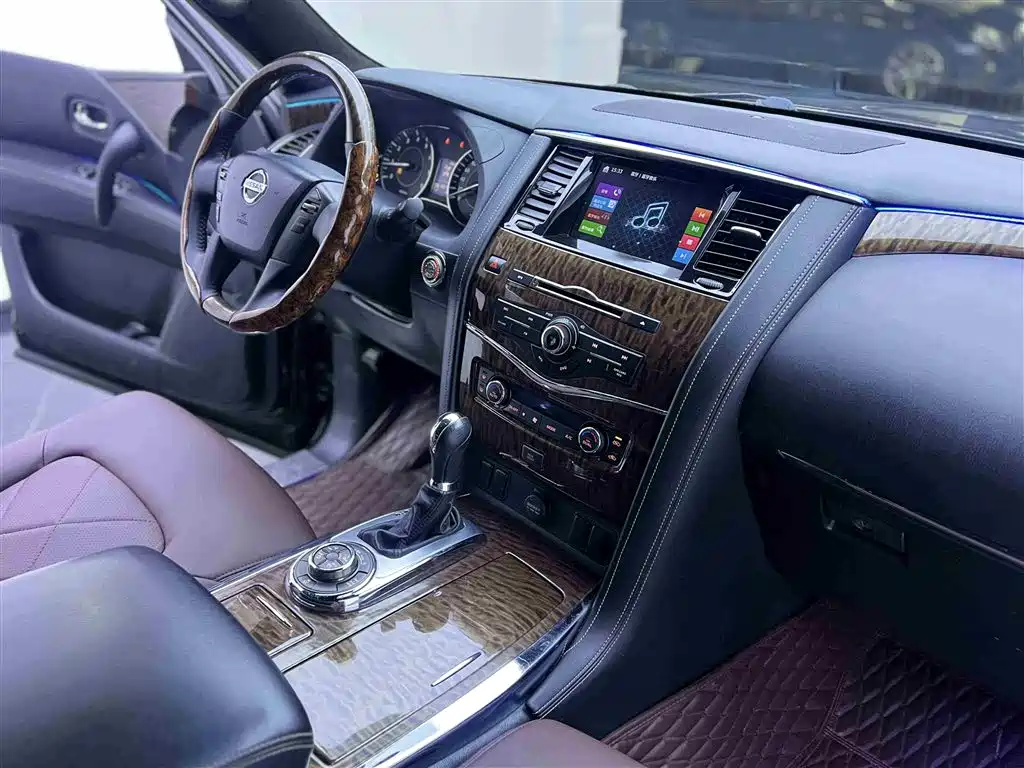 Nissan Patrol 2019 — фото 10