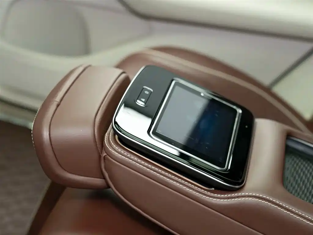 Mercedes-Benz GLS 2022 — фото 11
