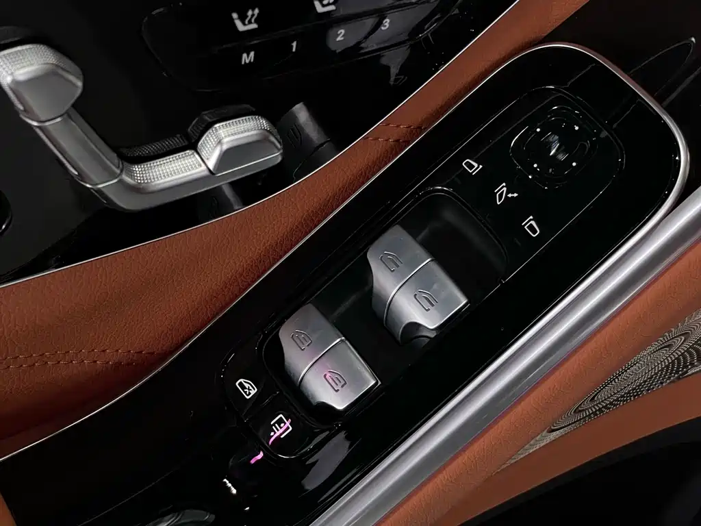 Mercedes-Benz S-Class 2024 — фото 18