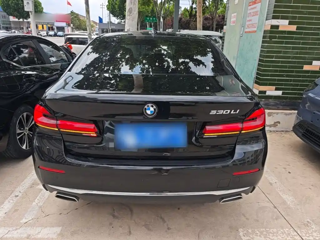 BMW 5 Series 2023